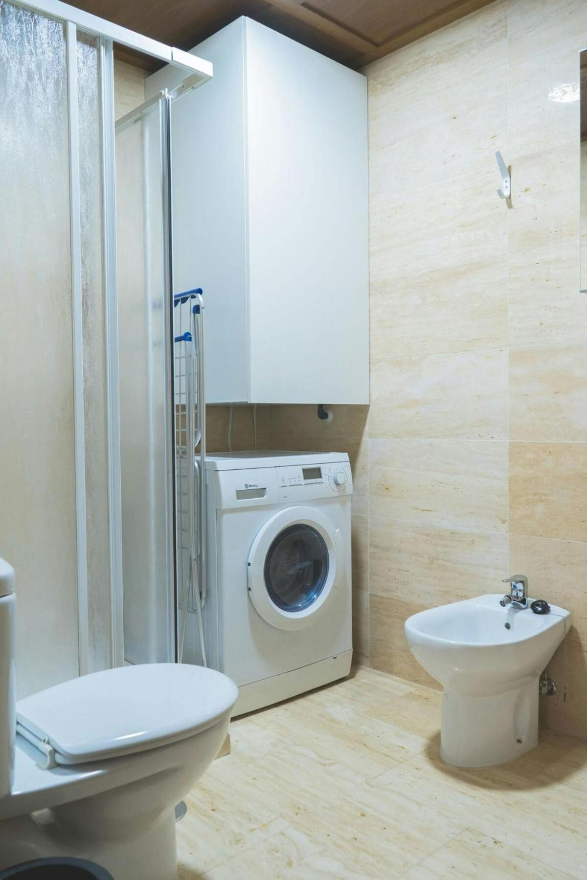 Centrico Apartamento En Calle Carreteria - Малага Екстериор снимка