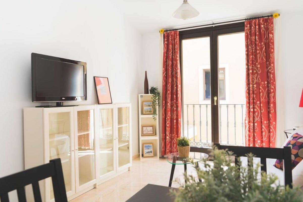 Centrico Apartamento En Calle Carreteria - Малага Екстериор снимка